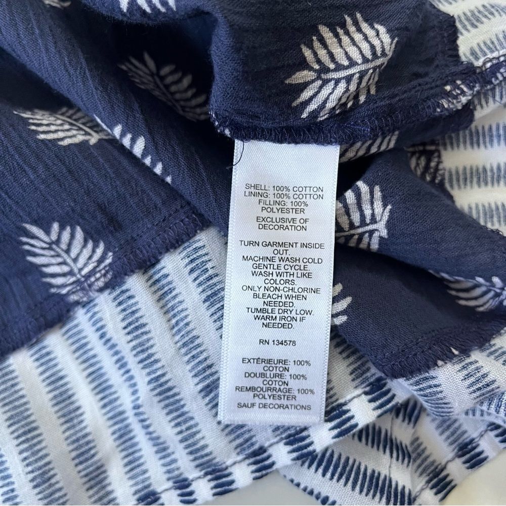 VINEYARD VINES NWT Deep Bay Fleur De Leaf Quilted Top 2X - Picture 12 of 13